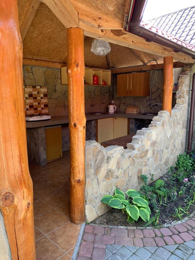 Комфортабельный Коттедж Bed & Breakfast Svitjaz Eksteriør bilde