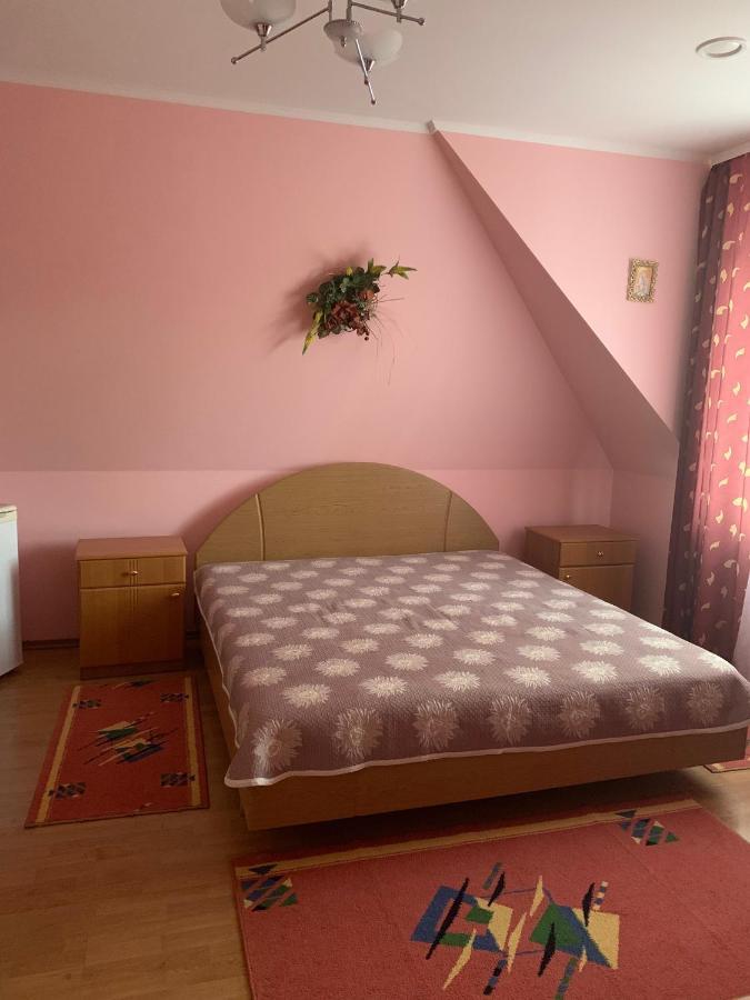 Комфортабельный Коттедж Bed & Breakfast Svitjaz Eksteriør bilde
